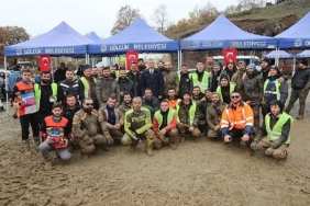 golcukte-atv-yarislari-nefesleri-kesti.jpg