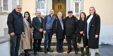 galeri-hamam-sanat-kapilarini-bornovada-acti.jpg