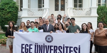 izmir-buyuksehir-belediyesi-kent-belleginde-onemli-yeri-olan-kulturparktaki-gol-ve-ada-gazinolarini-aslina-uygun-bir-sekilde-yeniliyor.jpg