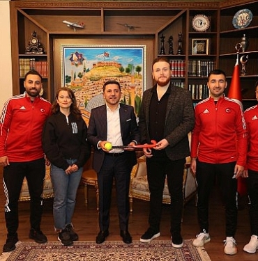 nizip-zeugma-hokey-kulubu-nevsehir-belediyesi-spor-kulubune-devredildi.jpg