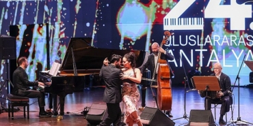 piyano-festivalinde-tango-ruzgari-esti.jpg