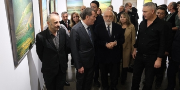 turgay-sarinin-yeni-resim-sergisinin-acilisi-zeytinburnu-kultur-sanatta-gerceklesti.jpg