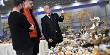 yagli-boya-ve-el-sanatlari-sergisi-kapilarini-acti.jpg