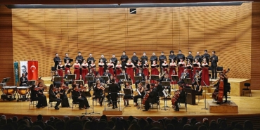 yeni-yila-ozel-muhtesem-konser.jpg