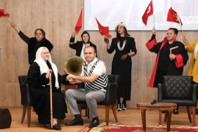 zamansiz-kadinlar-oyunu-osmangazide-sahne-aldi.jpg