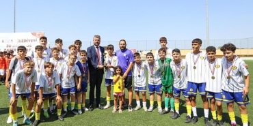 buca-belediye-spor-u-14-takimi-turkiye-sampiyonasinda.jpg