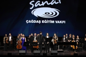 cev-sanat-baris-konseri-ile-unutulmaz-bir-gece-yasatti.jpg