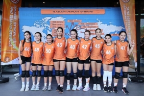 eczacibasi-spor-kulubu-gelecege-smac-18-gelisim-takimlari-turnuvasi-antalyada-basladi.jpg