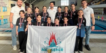 nevsehir-belediyesi-sutopu-takimi-turkiye-3-su-oldu.jpg