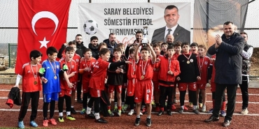 saray-belediyesi-somestir-futbol-turnuvasi-sona-erdi.jpg