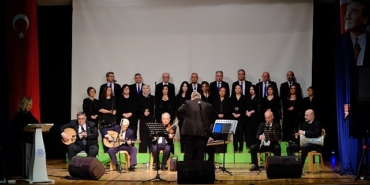 aydin-buyuksehir-belediyesi-kultur-ve-sanat-etkinliklerine-devam-ediyor-buyuksehir-belediyesi-turk-sanat-muzigi-korosu-kuyucakta-konser-duzenledi.jpg