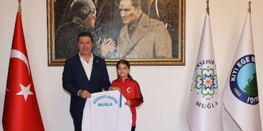 buyuksehir-sporcusu-masa-tenisinde-dunya-dordunculugune-yukseldi.jpg