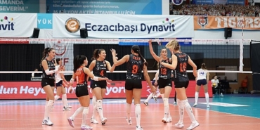 eczacibasi-dynavit-evinden-uc-puanla-ayrildi.jpg