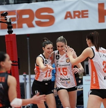 eczacibasi-dynavit-vodafone-sultanlar-liginde-21-haftayi-galibiyetle-tamamladi.jpg