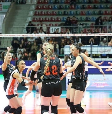 eczacibasi-dynavitten-deplasman-galibiyeti.jpg
