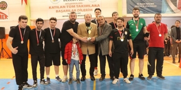 geyvede-turnuvanin-sampiyonu-genclik-merkezi.jpg