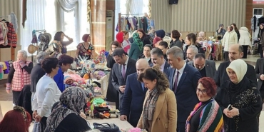 golcuk-belediyesi-orgu-festivali-basladi.jpg