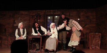 nevbahar-mubadele-yuzyillik-surgun-osmangazide-sahnelendi.jpg