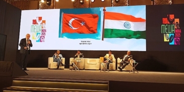 turk-kuru-meyve-sektoru-2-milyar-dolar-ihracat-hedefine-ulasmak-icin-hindistan-seferine-cikti.jpg
