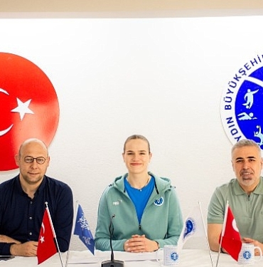 aydin-buyuksehir-belediyespor-aleksandra-rasinska-ile-yeniden-anlasti.jpg