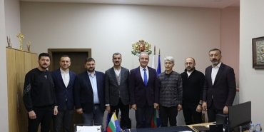 buyuksehir-heyetinden-asenovgrad-belediyesine-ziyaret.jpg