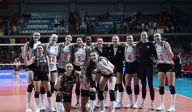 eczacibasi-dynavit-galatasaray-daikini-maglup-etti.jpg