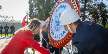 konak-canakkale-sehitlerini-andi.jpg