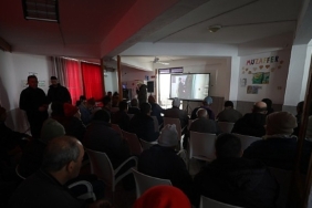 menderes-belediyesinden-bakimevi-etkinligi.jpg