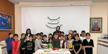 minik-ellerden-ramazan-pidesi.jpg