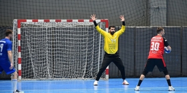 nilufer-belediyespor-ligde-emin-adimlarla-ilerliyor.jpg