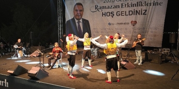 ramazan-etkinliklerinde-burdurlular-ve-canakkaleliler-gecesi.jpg