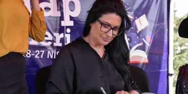 1-kitap-gunleri-keciorende-basladi.jpg