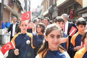 23-nisan-korteji-osmangazide-buyuk-bir-coskuyla-gerceklesti.jpg