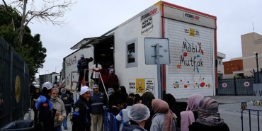 baskan-altay-mobil-mutfak-ve-mobil-ekmek-firinimiz-istanbullulara-hizmet-veriyor.jpg