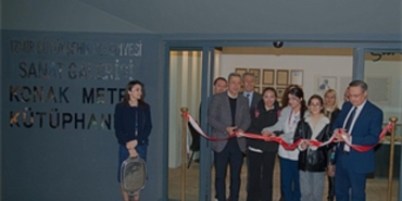 bin-300-kitaplik-kutuphane-konak-metro-istasyonunda-acildi.jpg