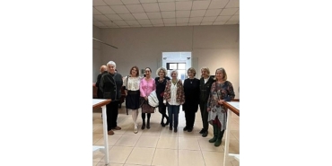 bir-dakikalik-sanat-durusu-nisan-gecidi-cagdas-sanat-sergisi-ayvalikta.jpg