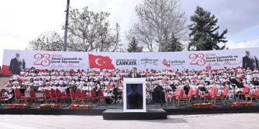 cankayada-23-nisan-ulusal-egemenlik-ve-cocuk-bayrami-coskuyla-kutlandi.jpg