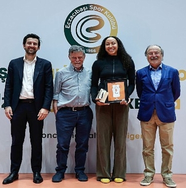 eczacibasi-dynavit-2024-2025-sezonuna-veda-etti.jpg