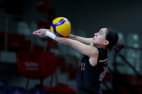 eczacibasi-dynavit-3-luk-icin-sahada.jpg