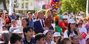 gaziemiri-23-nisan-coskusu-sardi.jpg