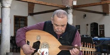 iznikte-muzige-adanmis-bir-omur.jpg