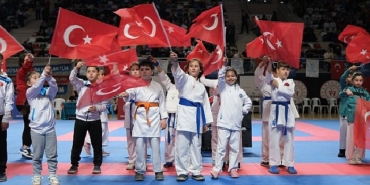 kocaeliden-4-sporcu-milli-takima-vize-aldi.jpg