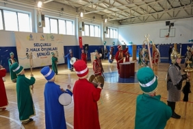 selcukluda-okullar-arasi-2-halk-oyunlari-senligi-coskuyla-gerceklestirildi.jpg