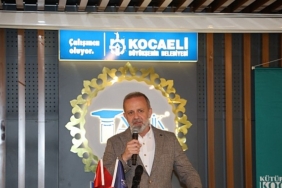 yazar-tufan-kitaplarin-donusturucu-gucunu-paylasti.jpg